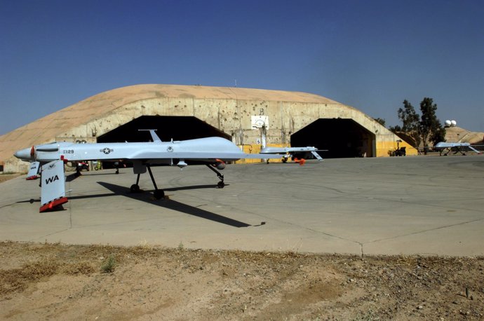 Avión no tripulado Predator estadounidense en una base de Irak