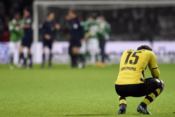 El Dortmund sigue en caída libre y acaba el año en descenso