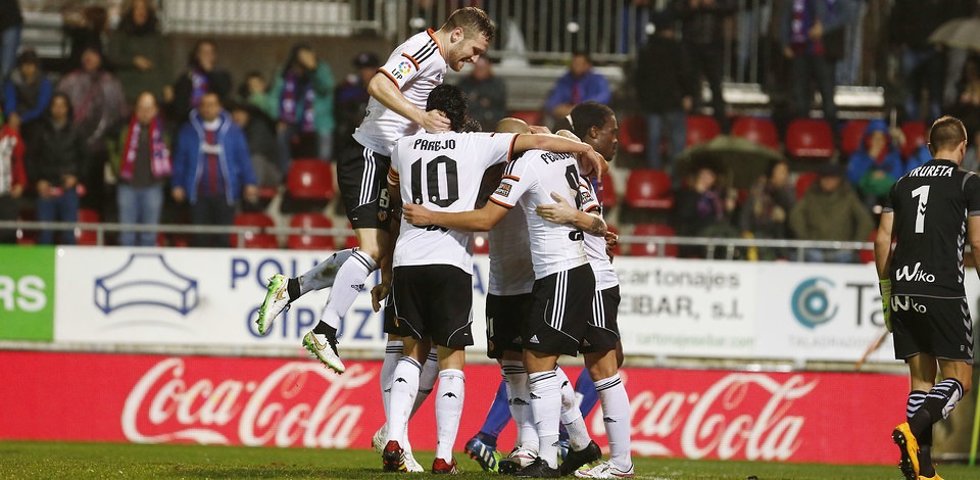 El Valencia crece en Ipurua 