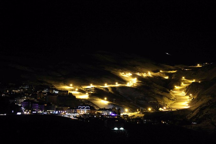 Esquí nocturno en Sierra Nevada