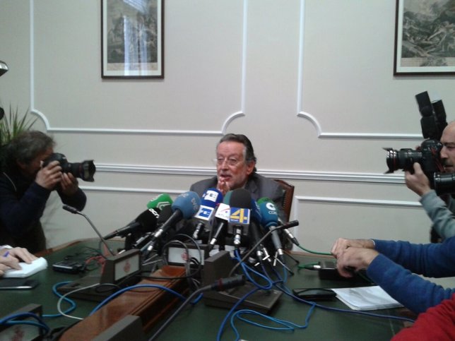 Alfonso Grau durante la rueda de prensa