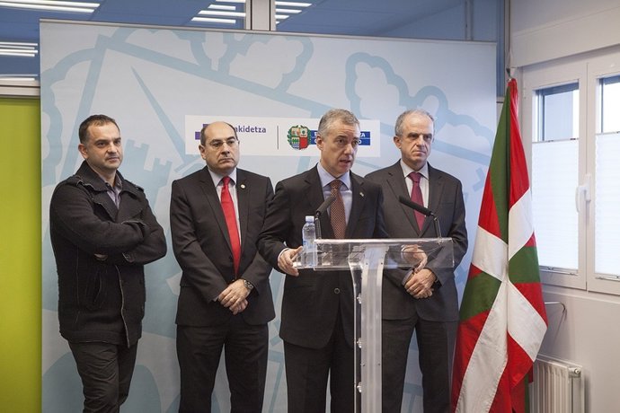 Urkullu inaugura el nuevo centro de salud de Getaria