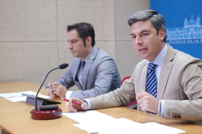 Criado y Lorite en la rueda de prensa