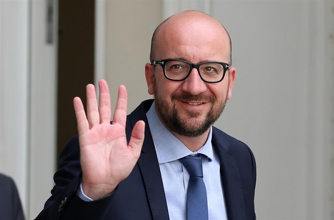 Primer ministro Belga Charles Miche a su llegada a Bruselas