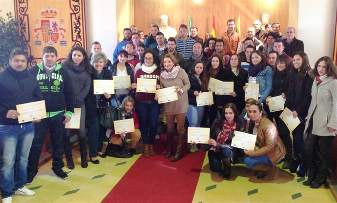 Clausura de casa de oficios y taller de empleo en Linares (Jaén)