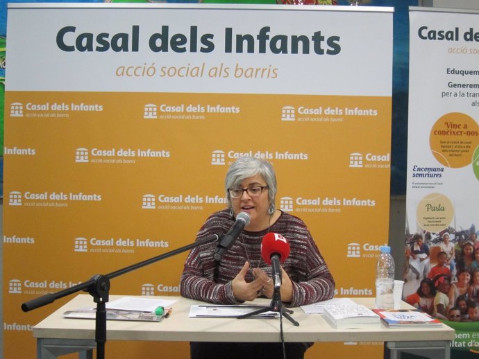 La directora del Casal dels Infants durante el balance de 2014