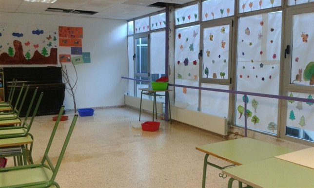 Goteras en el Colegio Las Anejas de Teruel