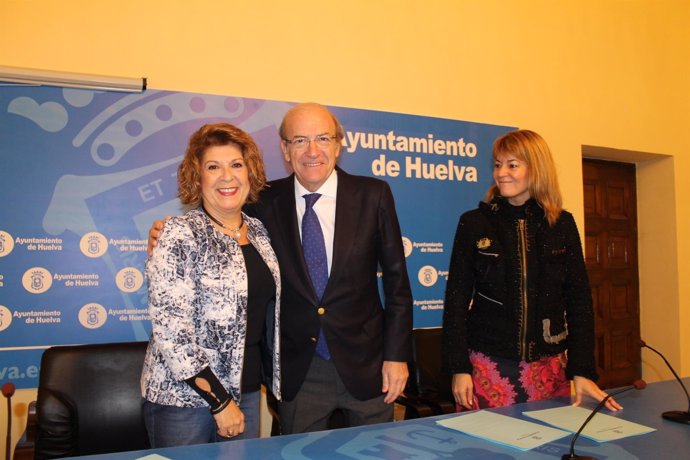 Pedro Rodríguez firma un convenio con la Asociación AFA