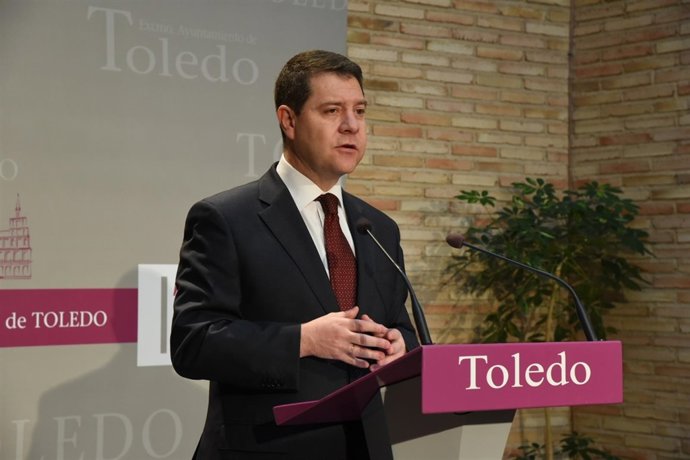 Page en rueda de prensa