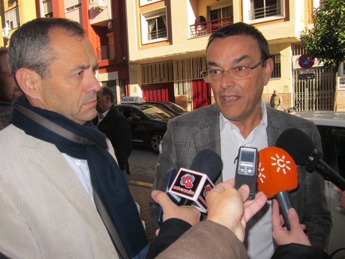 El presidente de la Diputación, Ignacio Caraballo, ante los medios. 