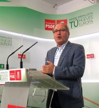 PSOE-A replica a PP-A que solo la Junta defiende "con eficacia a pensionistas frente a políticas antisociales de Rajoy"