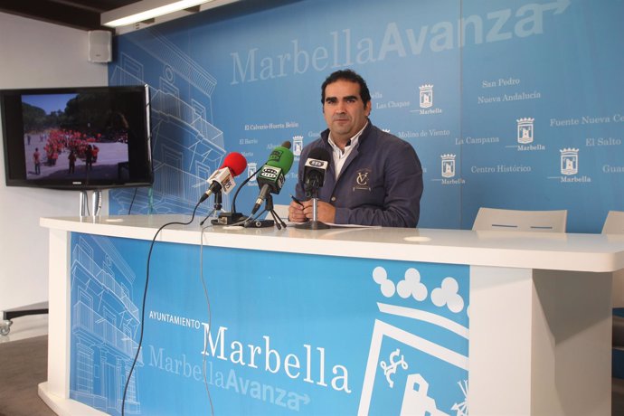 Manuel Cardeña concejal bienestar social Marbella edil ayuntamiento