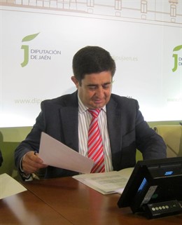 El presidente de la Diputación de Jaén, Francisco Reyes, en imagen de archivo.