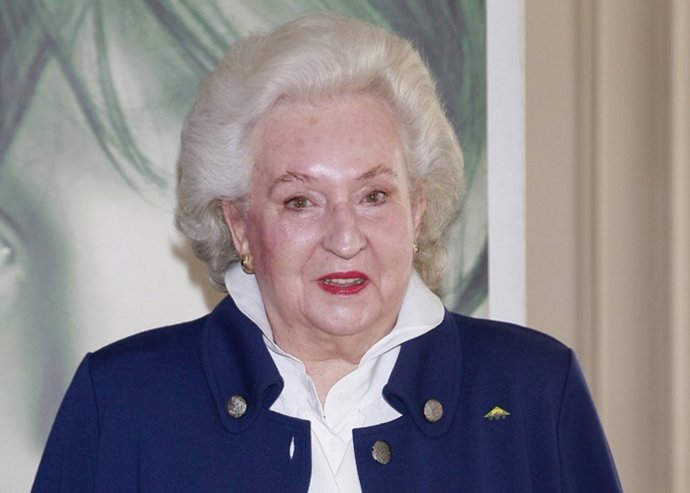 La cena de Nochebuena de la Infanta Pilar: junto a sus hijos nietos y su hermana