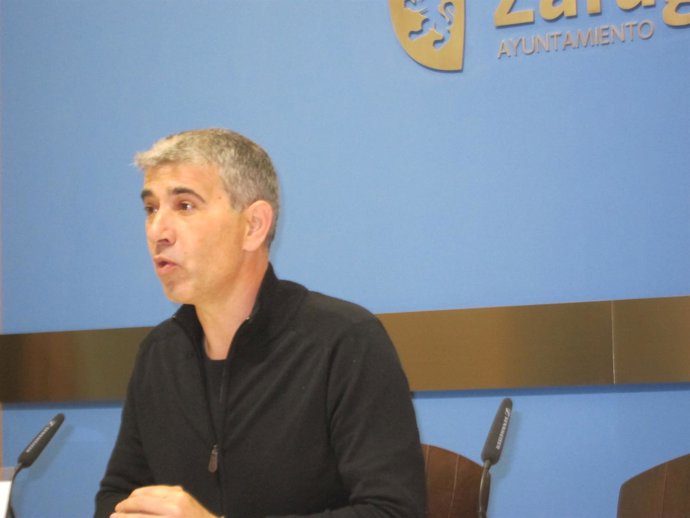 El portavoz de CHA, Juan Martín