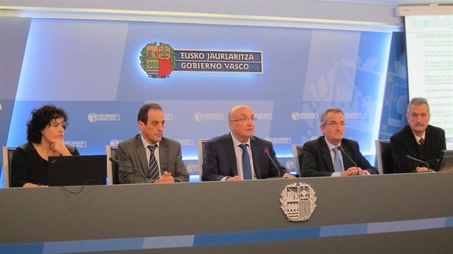 Patxi Baztarrika y responsables de Política Lingüística