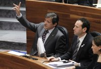 Javier Fernández ve una "muy buena noticia" la aprobación de los Presupuestos