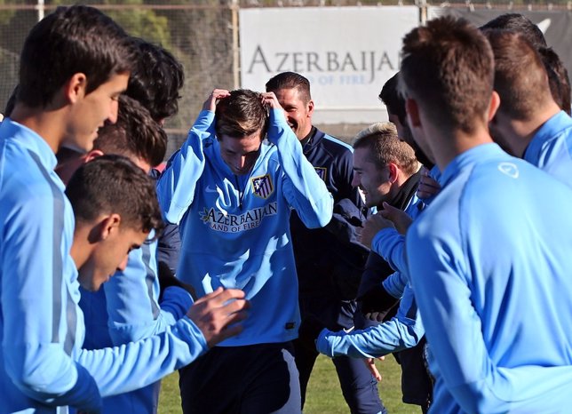 Fernando Torres entrena con el Atlético de Madrid