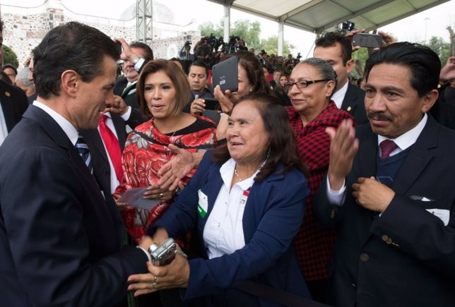 Peña Nieto trabajará en 2015 por un México en paz