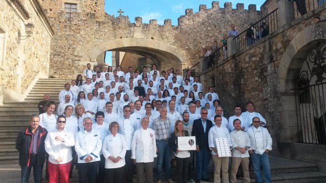 Cocineros apoyan a Cáceres como Capital Española de la Gastronomía 2015