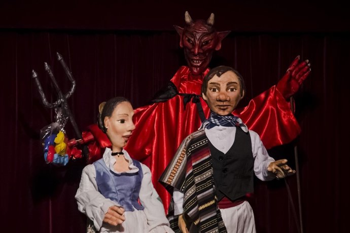 Representaciones del Retaule de Nadal en el Escalante.