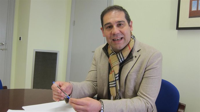 El alcalde de Jabugo (Huelva), José Luis Ramos.