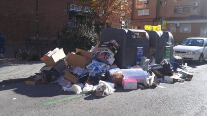 Desconvocada La Huelga De Recogida De Papel Y Vidrio En Madrid