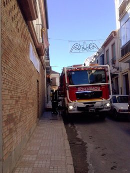 Camión bomberos incendio Campillos vivienda fuego rescate