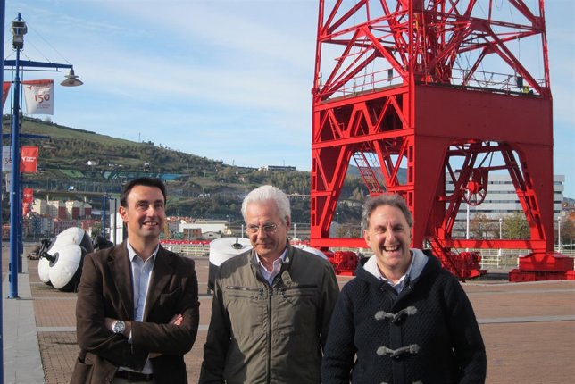 Carlos Tororika en su presentación como candidato a diputado general
