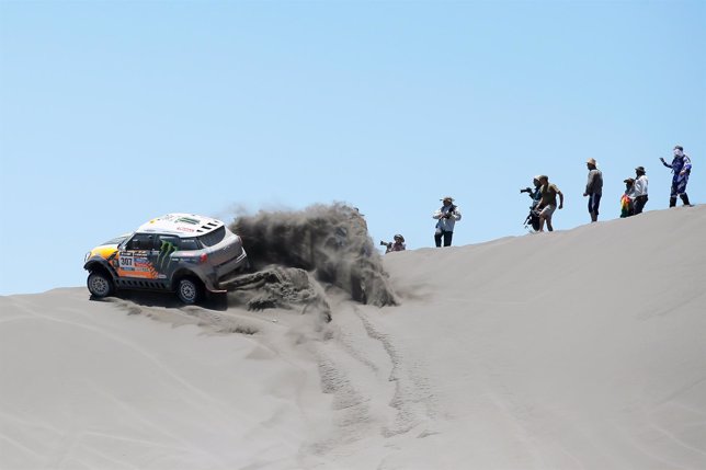 Orlando Terranova gana la primera etapa del Dakar
