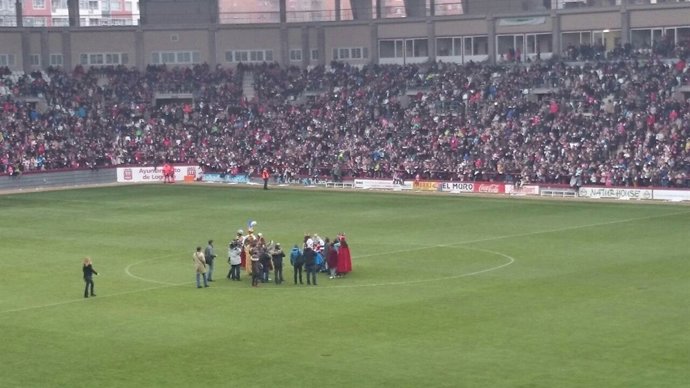 Imagen de los Reyes Magos a su llegada a Las Gaunas
