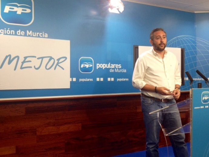 Víctor Manuel Martínez