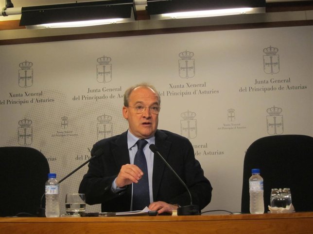  El Diputado Regional Del PP José Agustín Cuervas-Mons