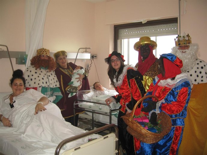 Los Reyes Magos en el hospital Infanta Elena de Huelva. 