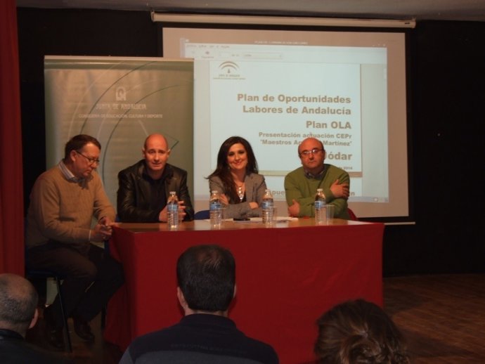Presentación de obras de mejora del Plan OLA en Jódar (Jaén)