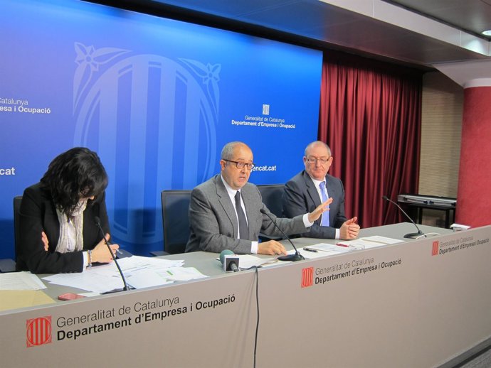 El conseller de Empresa, F.Puig, y el scrtario de Empleo, J.Aregio.