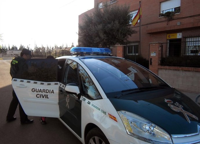 Sucesos.- Guardia Civil detiene a una joven que llegó a estafar 80.000 euros 