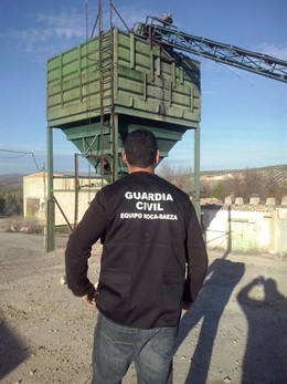 Actuación del equipo Roca de la Guardia Civil