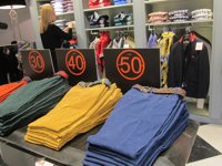 La Junta inspeccionará más de un millar de establecimientos en rebajas