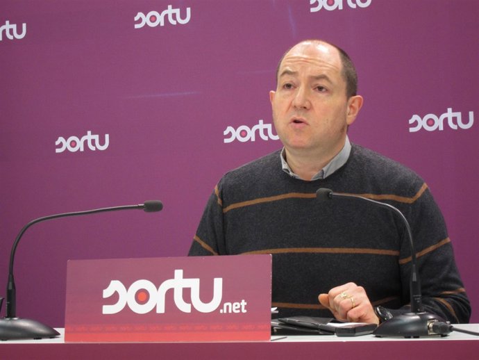 El portavoz de Sortu Pernando Barrena.