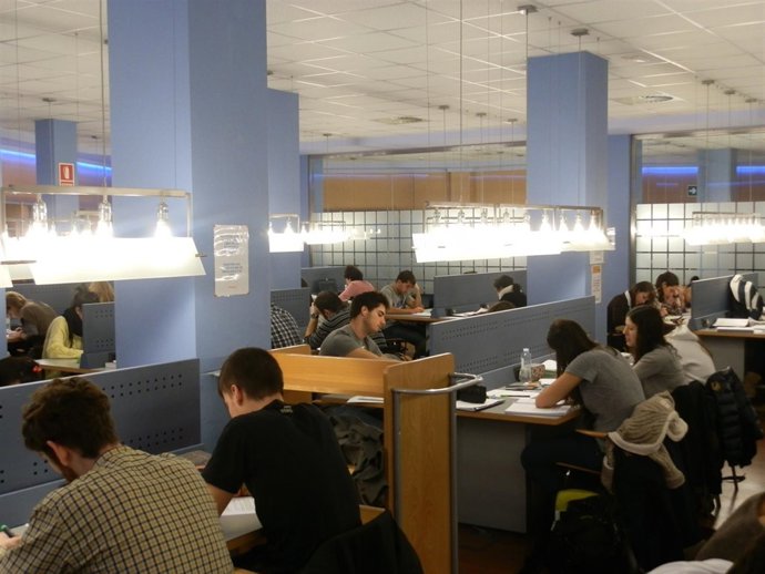 Biblioteca CAI Mariano de Pano de Zaragoza