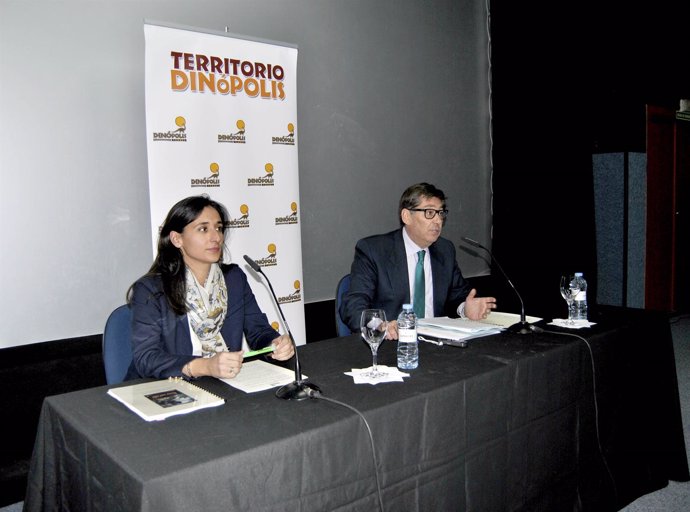 Presentación balance visitantes Territorio Dinópolis 2014