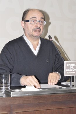 Presidente del Grupo Parlamentario del PSOE, Javier Lambán, en rueda de prensa