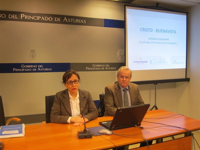 La consejera de Fomento Belén Fernández y Jose Manuel Cañal 