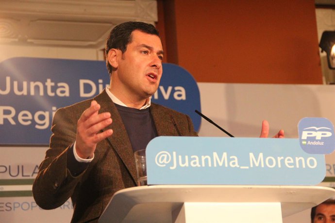 Juanma Moreno en una Junta Directiva Regional del PP-A