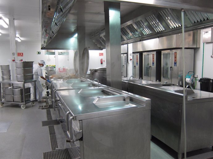 Línea fría, cocina, comedor escolar, Serunión Málaga