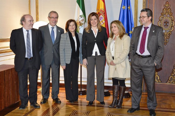 Díaz felicita a profesionales y asociaciones de trasplantes en Andalucía
