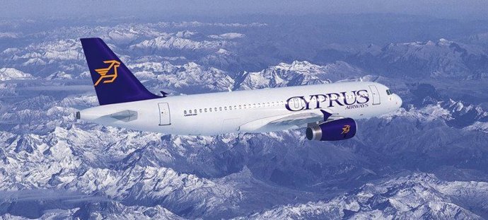 Avión de Ciprus Airways 