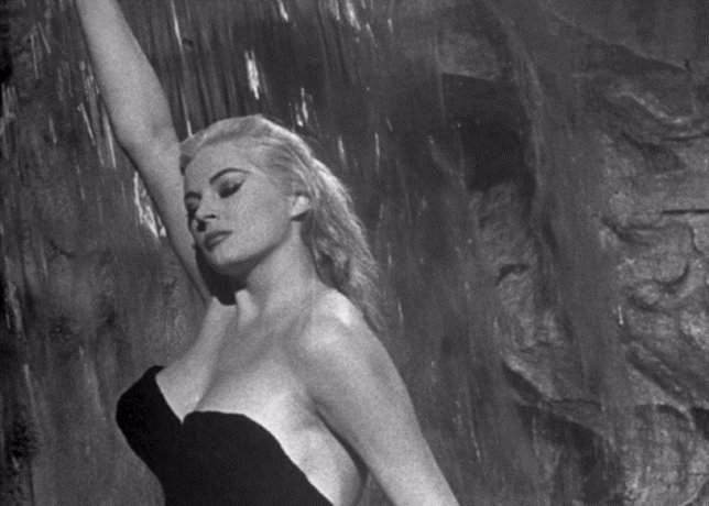 Muere Anita Ekberg, musa de Fellini en 'La Dolce Vita'
