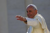 El Papa advierte ante la diplomacia de que el extremismo religioso no ve al otro como a un hermano sino como un objeto